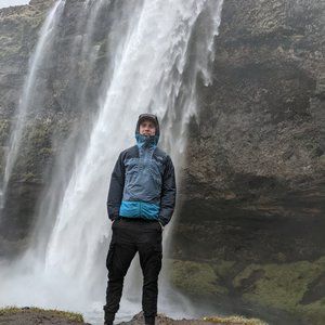 Meet your Posher, Chris